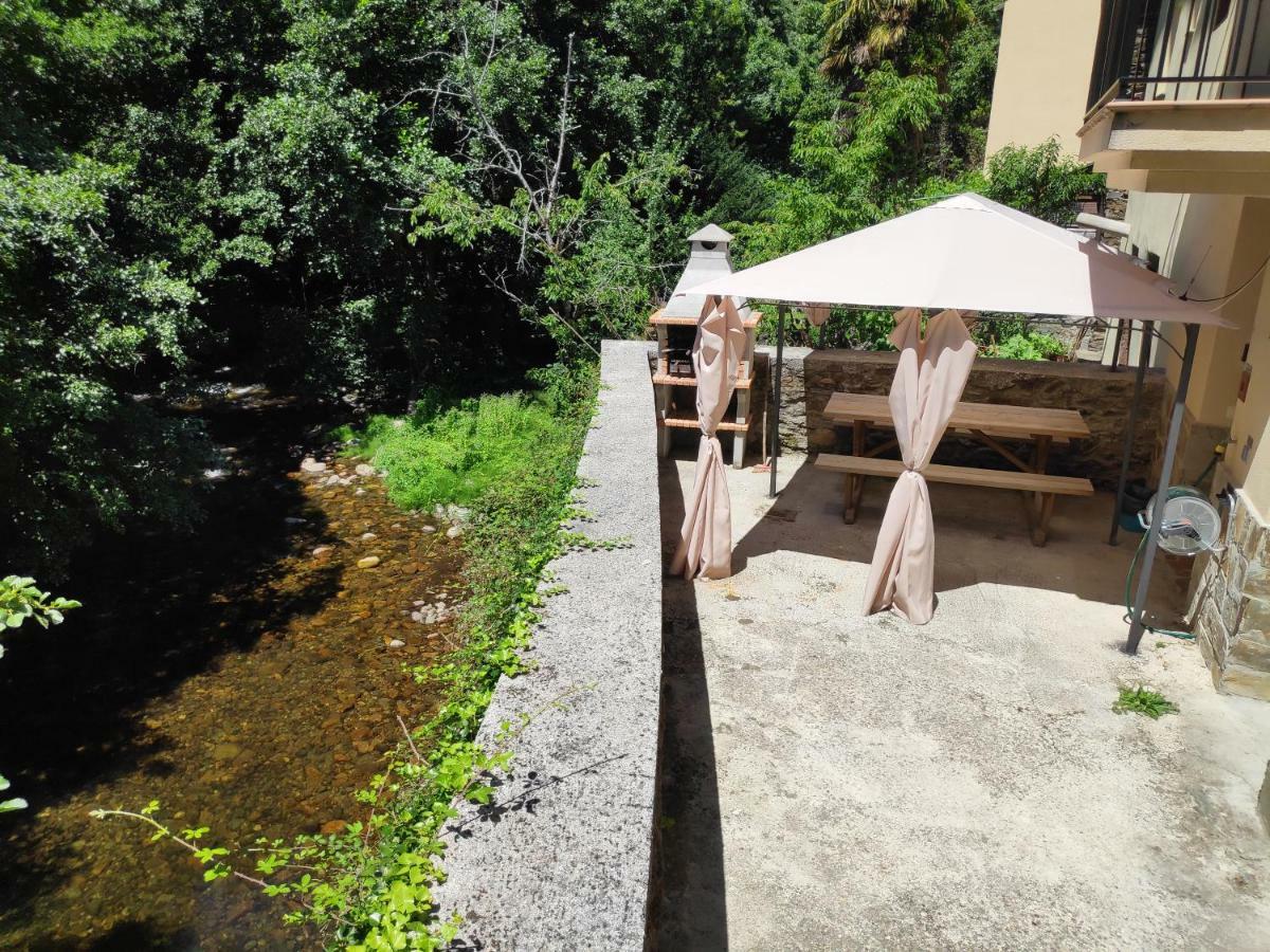 Apartamentos El Rincon De Limes Cangas De Narcea Ngoại thất bức ảnh